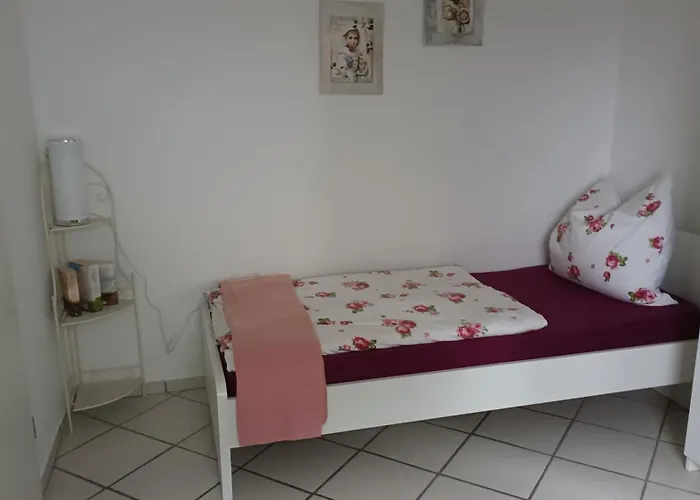 Am Wald 瓦尔施泰因